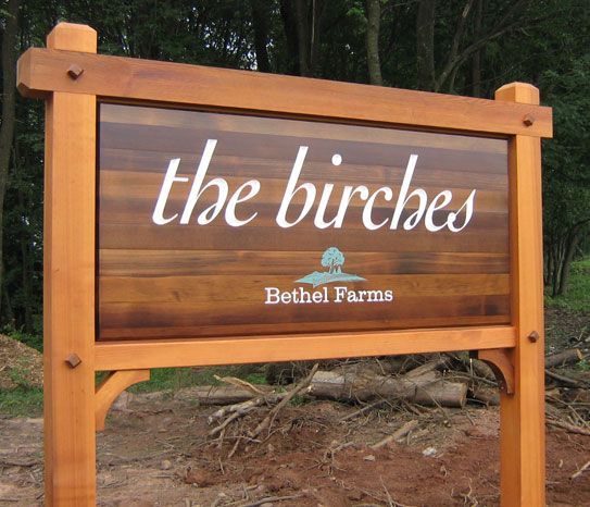 Why Choosing Wood Outdoor Business Signs is an Excellent Choice
