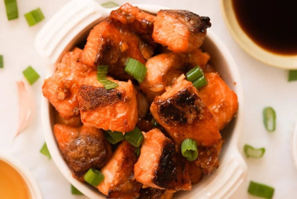 Honey Garlic Salmon Bites