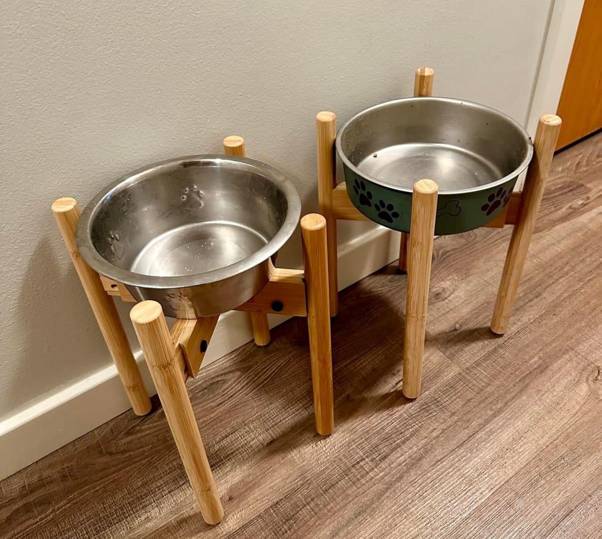 Are Elevated Dog Bowls Good or Bad for Dogs